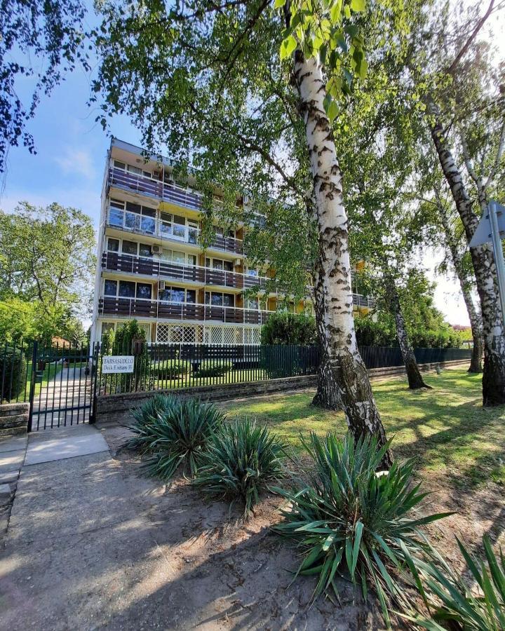 Silver Lodge Ezuestpart Apartman Siofok Dış mekan fotoğraf