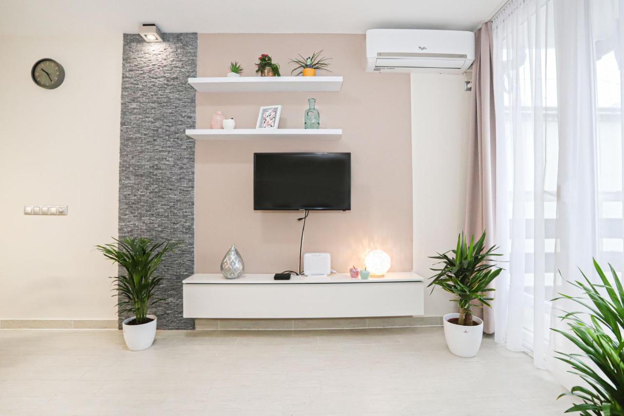 Silver Lodge Ezuestpart Apartman Siofok Dış mekan fotoğraf